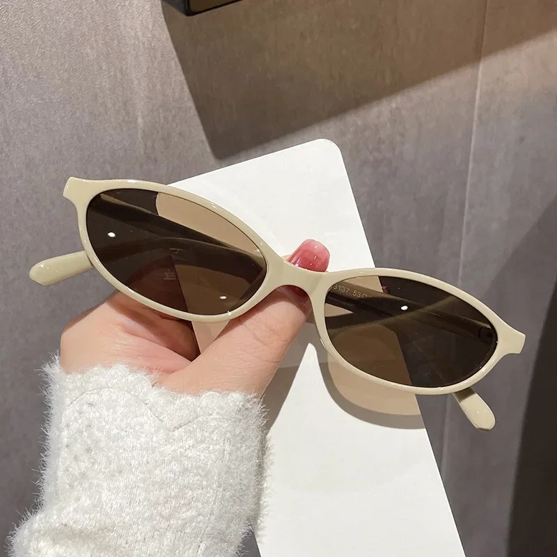 New Retro Sexy Cat Eye Sunglas - Vintage Fashion Aesthetic のレビューと価格
