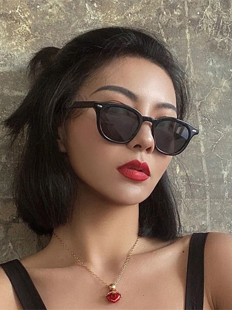 New Small Round Sunglasses for - Vintage Fashion Images のレビューと価格