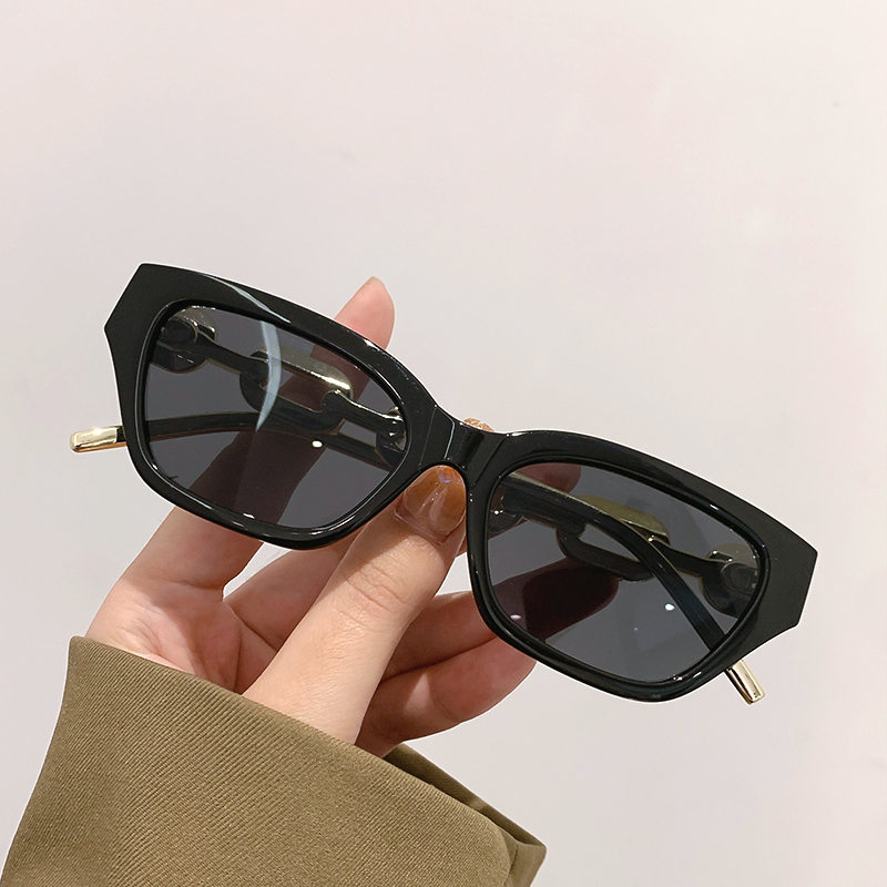 Classic Casual Sunglasses For  - Vintage Fashion Brands のレビューと価格