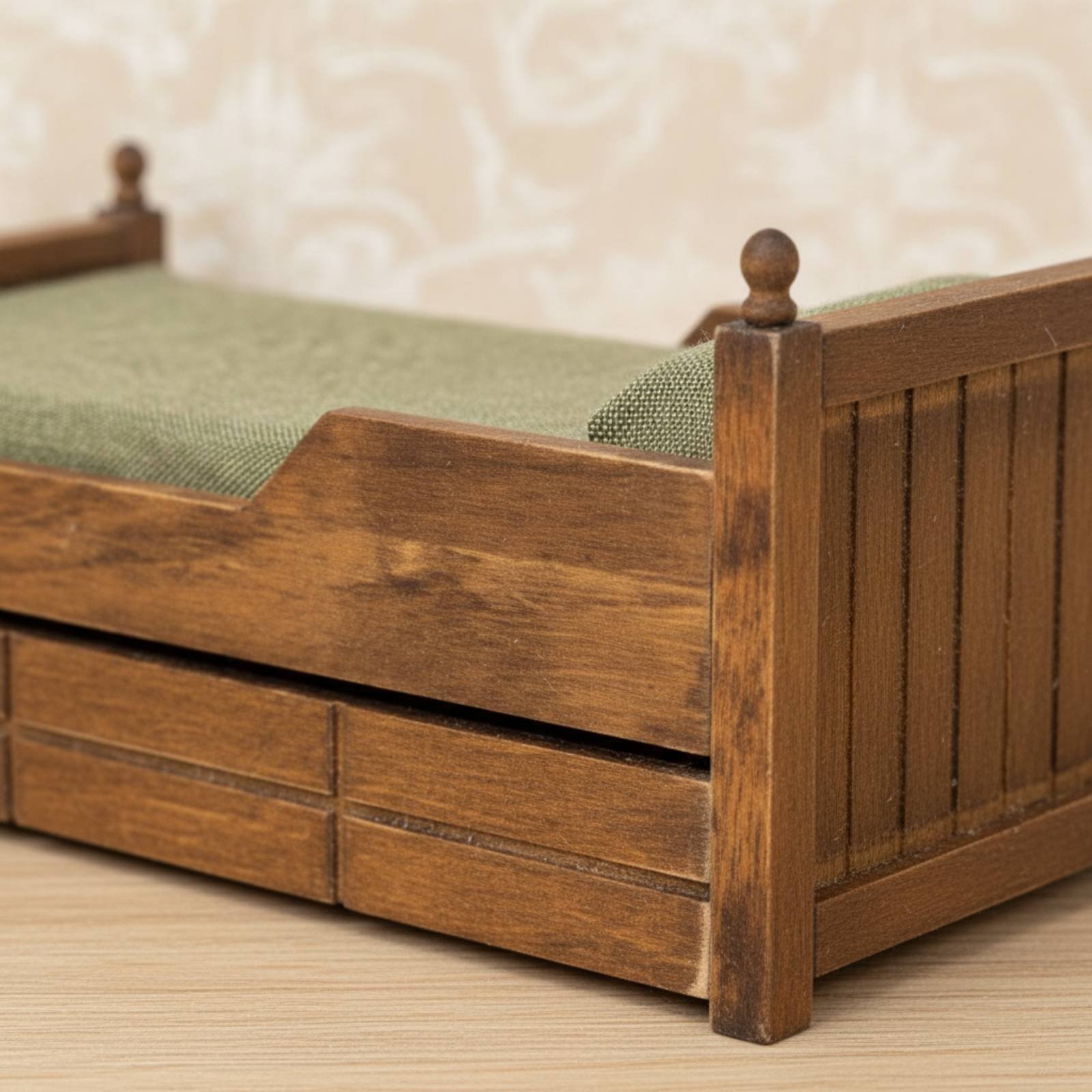 1:12 Scale Wooden Bed Handmade - Vintage Fashion Design のレビューと価格