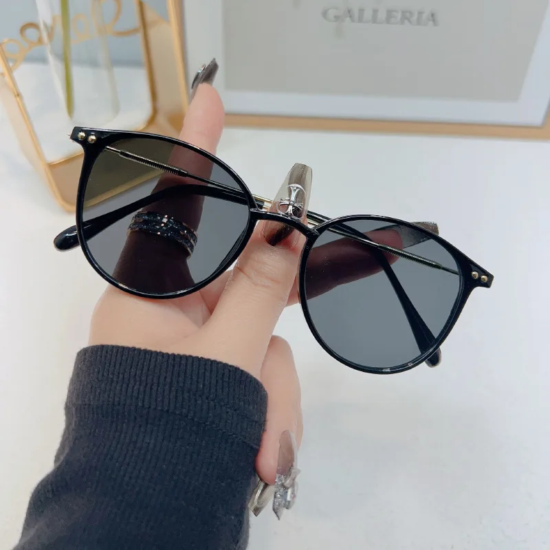 New Round Vintage Sunglasses W - Vintage Fashion Brands のレビューと価格
