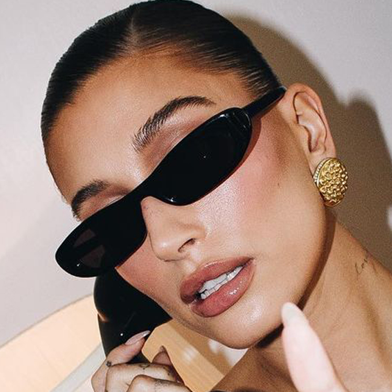 Small Frame Oval Sunglasses Wo - Vintage Fashion Images のレビューと価格