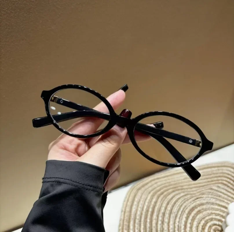 New Oval Shape Sunglasses Clas - Vintage Fashion Images のレビューと価格