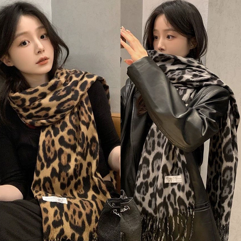 2025 New Retro Silk Leopard Pa - Vintage Fashion Knitwear のレビューと価格