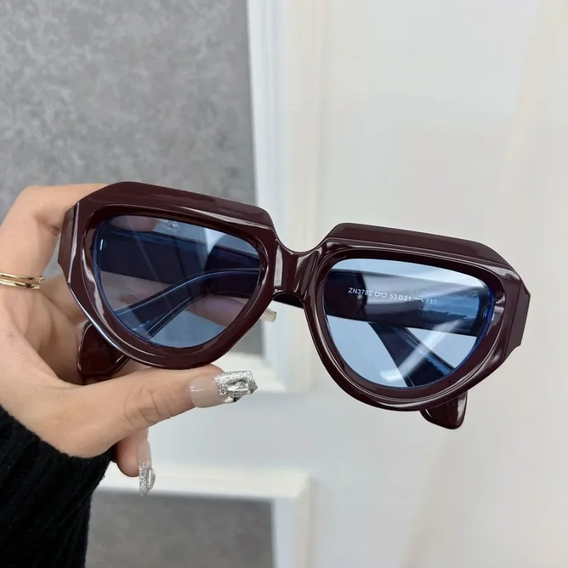 Casual Vintage Square Sunglass - Vintage Fashion Brands のレビューと価格