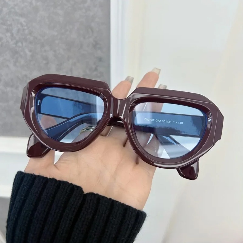 Casual Vintage Square Sunglass - Vintage Fashion Brands のレビューと価格