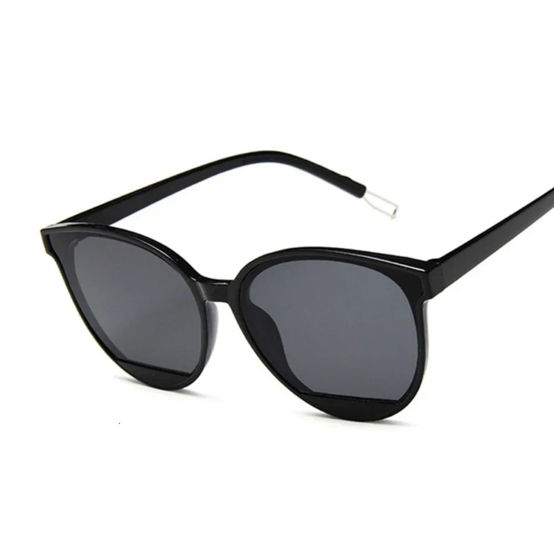 New Arrival Fashion Sunglasses - Vintage Fashion Images のレビューと価格