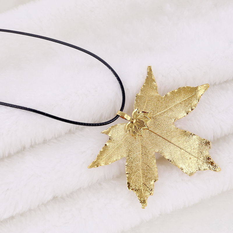 Unique Natural Canada Maple Le - Vintage Fashion Canada のレビューと価格