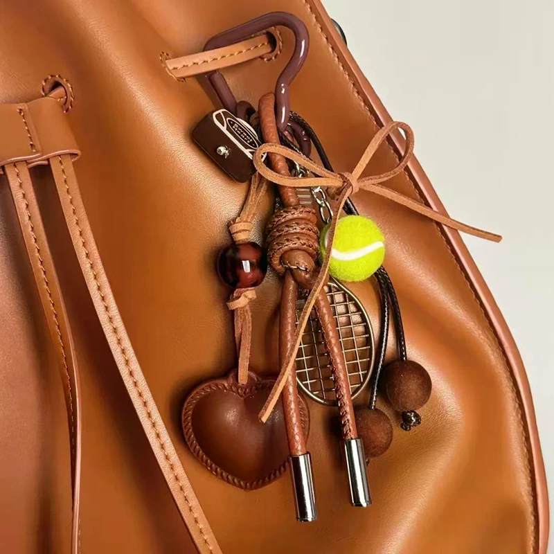 Pendant Y2k Brown Vintage Leat - Vintage Fashion Journal のレビューと価格