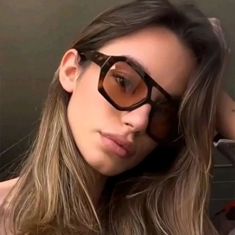 Fashion Sunglasses Luxury Desi - Vintage Fashion Brands のレビューと価格