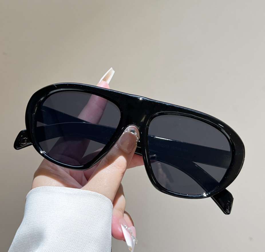 New Oversized Pilot Sunglasses - Vintage Fashion Brands のレビューと価格